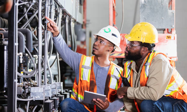 Best Local Electrician Companies  in Henryetta, OK